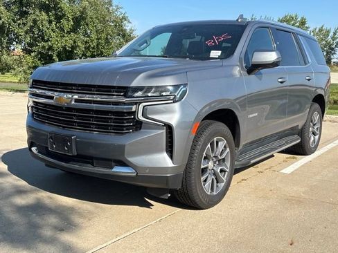 Used 2021 Chevrolet Tahoe LT w/ LT Signature Package AWD/4WD image 2