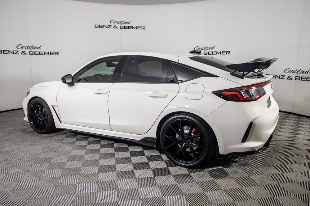Used 2025 Honda Civic Type R image 14