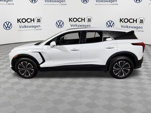 Used 2025 Chevrolet Blazer EV LT AWD/4WD image 4