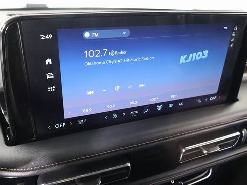 Used 2025 Lincoln Aviator Reserve w/ Equipment Group 201A image 5