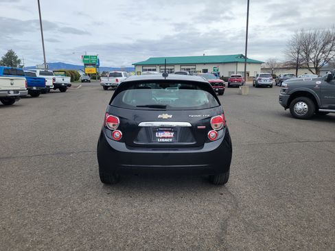 Used 2015 Chevrolet Sonic LTZ image 4