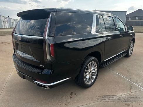 Used 2023 Cadillac Escalade ESV Premium Luxury AWD/4WD image 5
