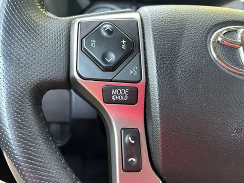 Used 2022 Toyota Tacoma SR5 w/ Technology Package RWD image 20