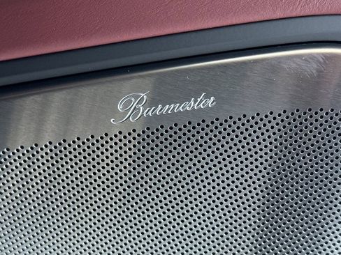 New 2025 Porsche Cayenne Turbo image 36