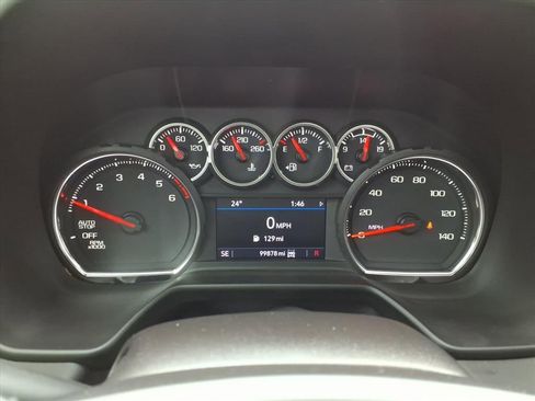 Used 2021 Chevrolet Suburban RST w/ Luxury Package image 25