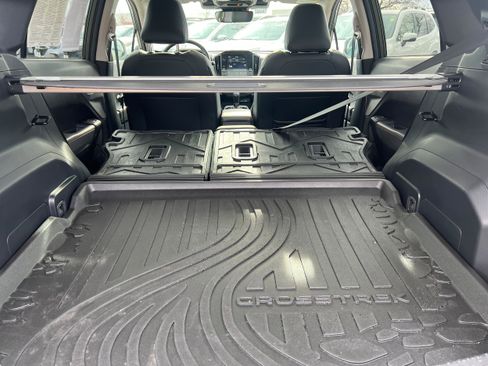 Certified 2025 Subaru Crosstrek 2.5i Limited w/ Crosstrek Mirror Package image 12