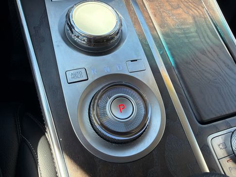 Used 2024 Genesis GV80 2.5T image 25