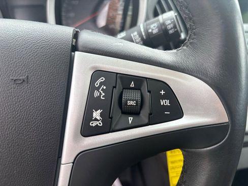 Used 2014 Chevrolet Equinox LTZ image 17