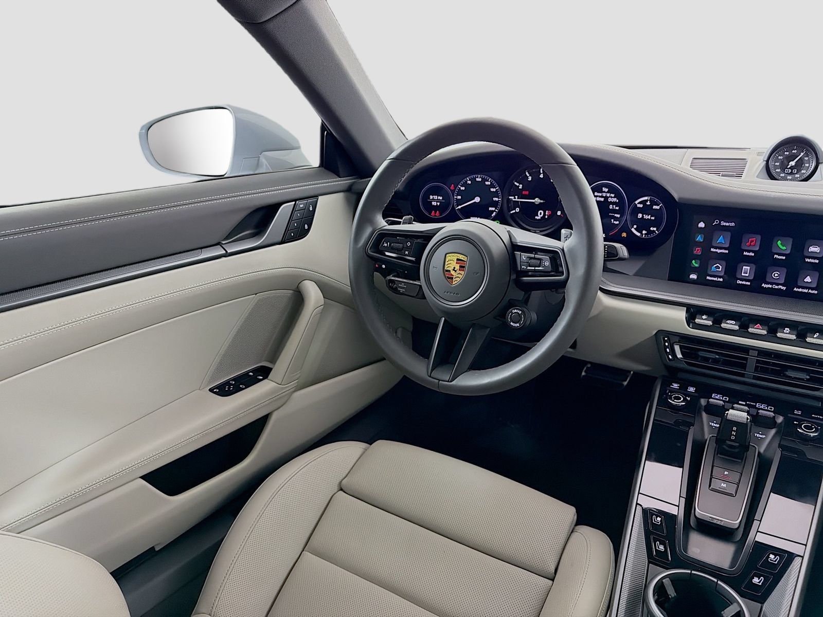 Used 2024 Porsche 911 Carrera RWD image 26