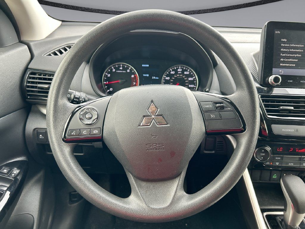 Used 2024 Mitsubishi Eclipse Cross LE AWD/4WD image 14