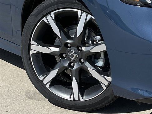 New 2026 Honda Civic Sport Touring image 9