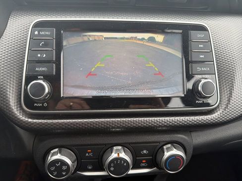 Used 2018 Nissan Kicks S w/ Exterior Package FWD image 10