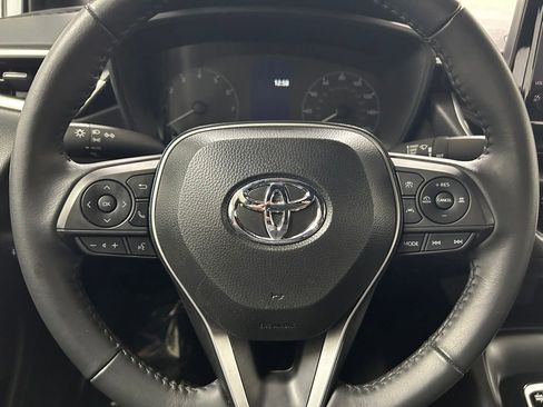 Used 2025 Toyota Corolla SE FWD image 18