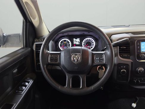 Used 2018 RAM 2500 Tradesman w/ Chrome Appearance Group AWD/4WD image 19