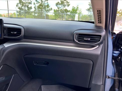 Used 2020 Ford Explorer XLT w/ Equipment Group 202A image 18