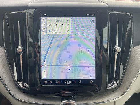 Certified 2023 Volvo XC60 B5 Plus w/ Climate Package image 28