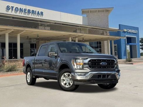 Used 2023 Ford F150 XLT image 2
