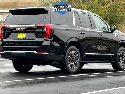 Used 2025 GMC Yukon Elevation image 10