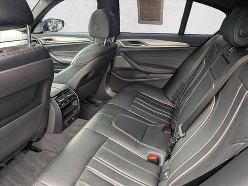 Used 2019 BMW 540i w/ M Sport Package image 20