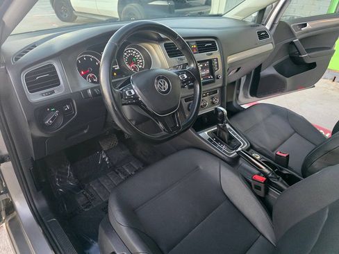 Used 2015 Volkswagen Golf S FWD image 19