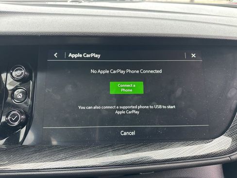 Used 2023 Buick Envision Essence image 40