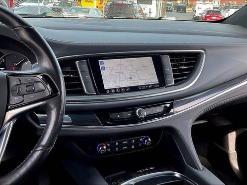 Used 2024 Buick Enclave Premium AWD/4WD image 5