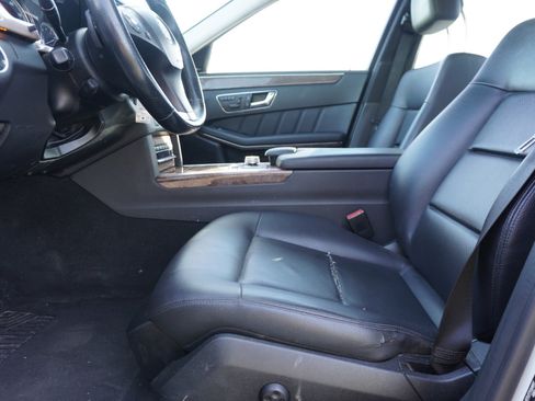 Used 2011 Mercedes-Benz E 350 4MATIC Sedan image 14