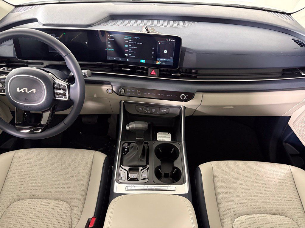 New 2026 Kia Carnival EX FWD image 35