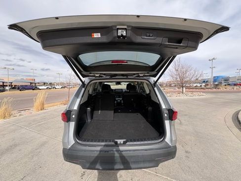 Used 2025 Toyota Grand Highlander AWD image 26