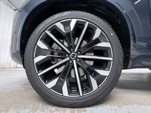 New 2026 Volvo XC90 T8 Ultra w/ Lounge Package AWD/4WD image 14