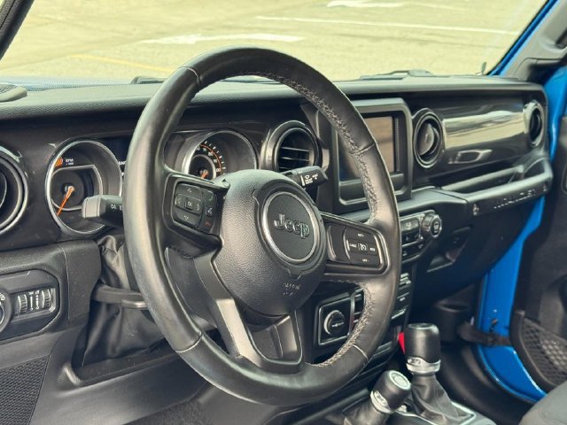 Used 2022 Jeep Wrangler Unlimited Sport AWD/4WD image 13