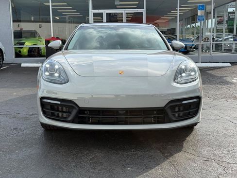 Used 2022 Porsche Panamera w/ Premium Package RWD image 2