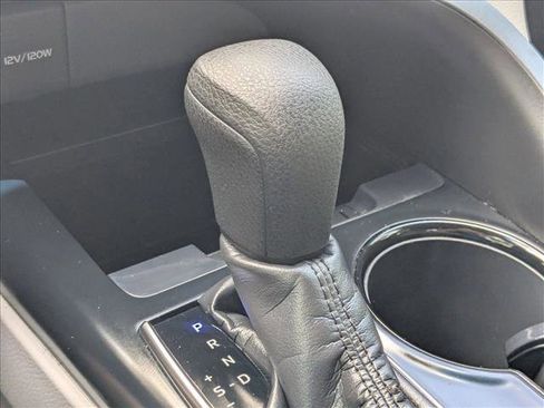 Used 2018 Toyota Camry LE w/ Convenience Package FWD image 8