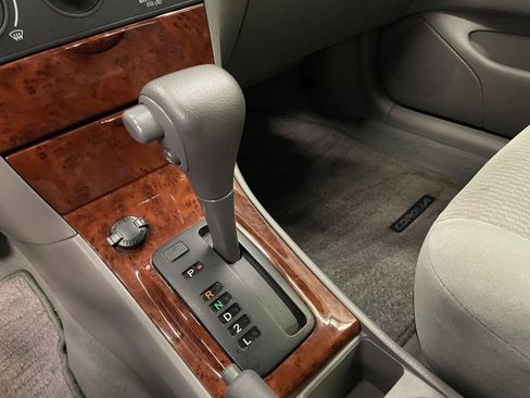 Used 2007 Toyota Corolla LE image 17