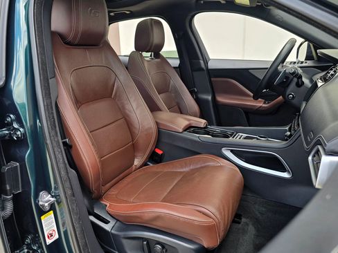 Used 2017 Jaguar F-PACE S AWD/4WD image 22