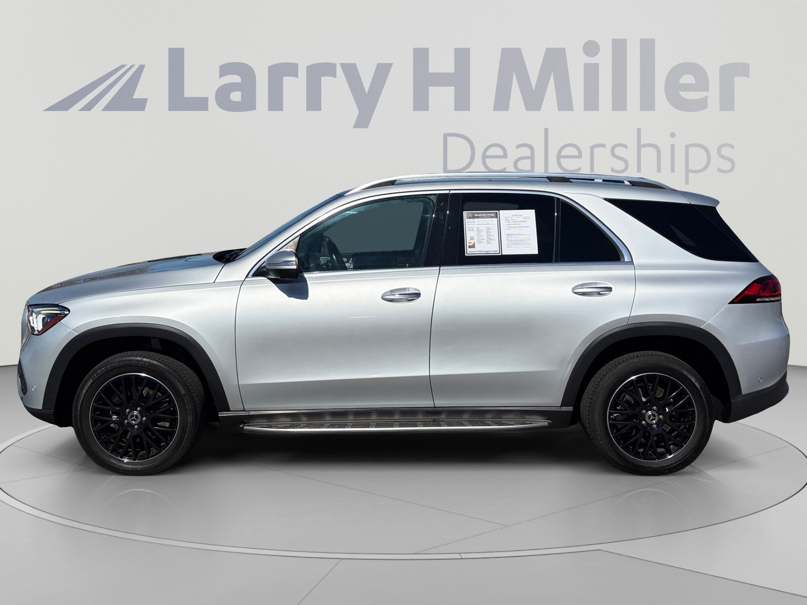 Certified 2020 Mercedes-Benz GLE 350 4MATIC image 2