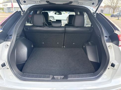 Used 2023 Mitsubishi Eclipse Cross SEL AWD/4WD image 9