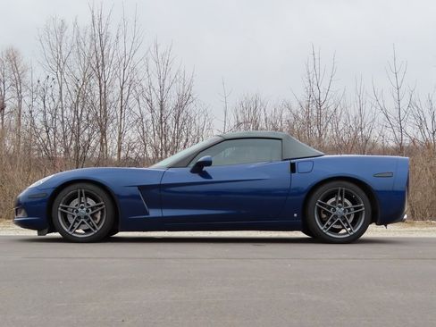 Used 2007 Chevrolet Corvette Convertible w/ Preferred Equipment Group image 5