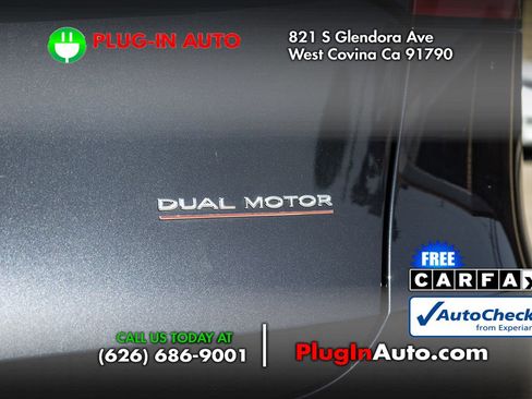 Used 2024 Tesla Model Y Performance image 6