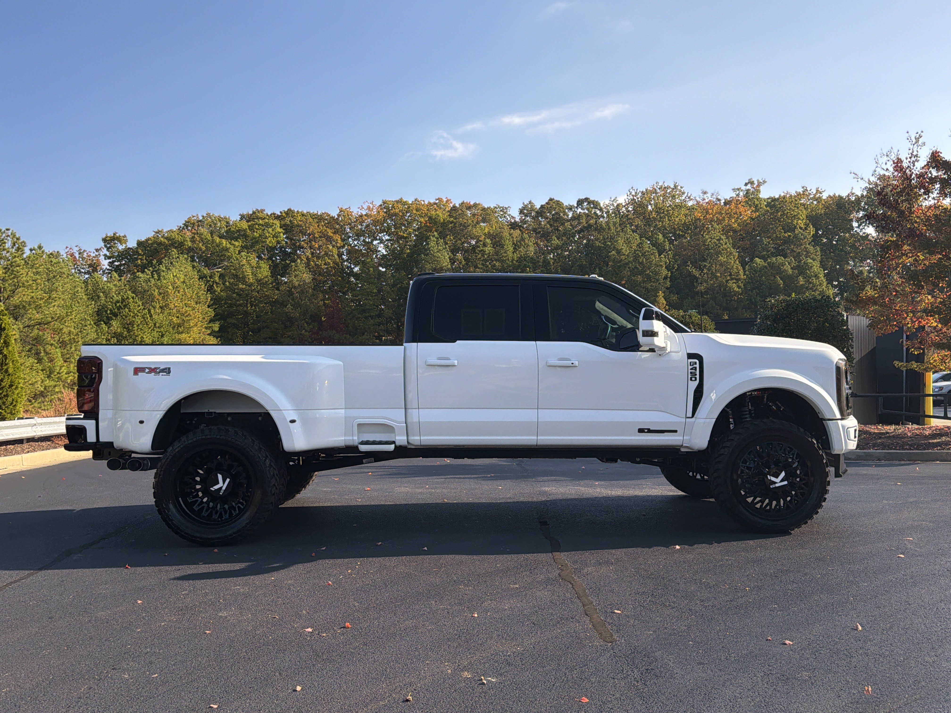 Used 2026 Ford F450 Platinum w/ Platinum Plus Package AWD/4WD image 5
