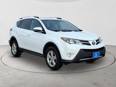 Used 2014 Toyota RAV4 XLE image 4