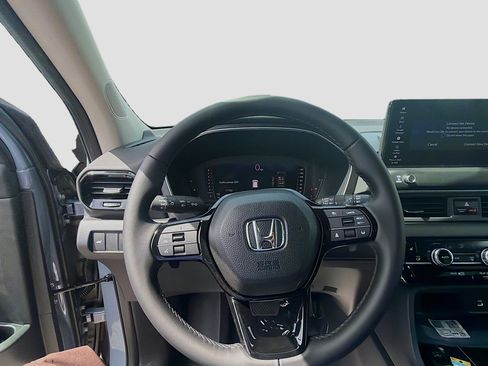 New 2026 Honda Pilot EX-L image 10
