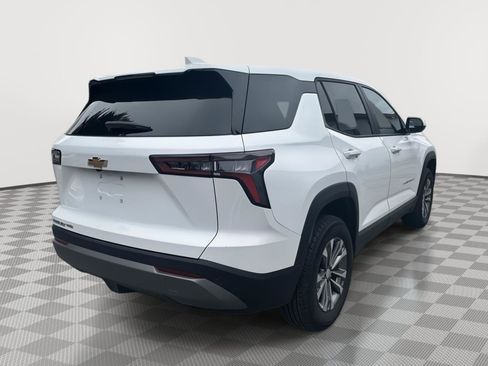 Used 2025 Chevrolet Equinox LT image 5