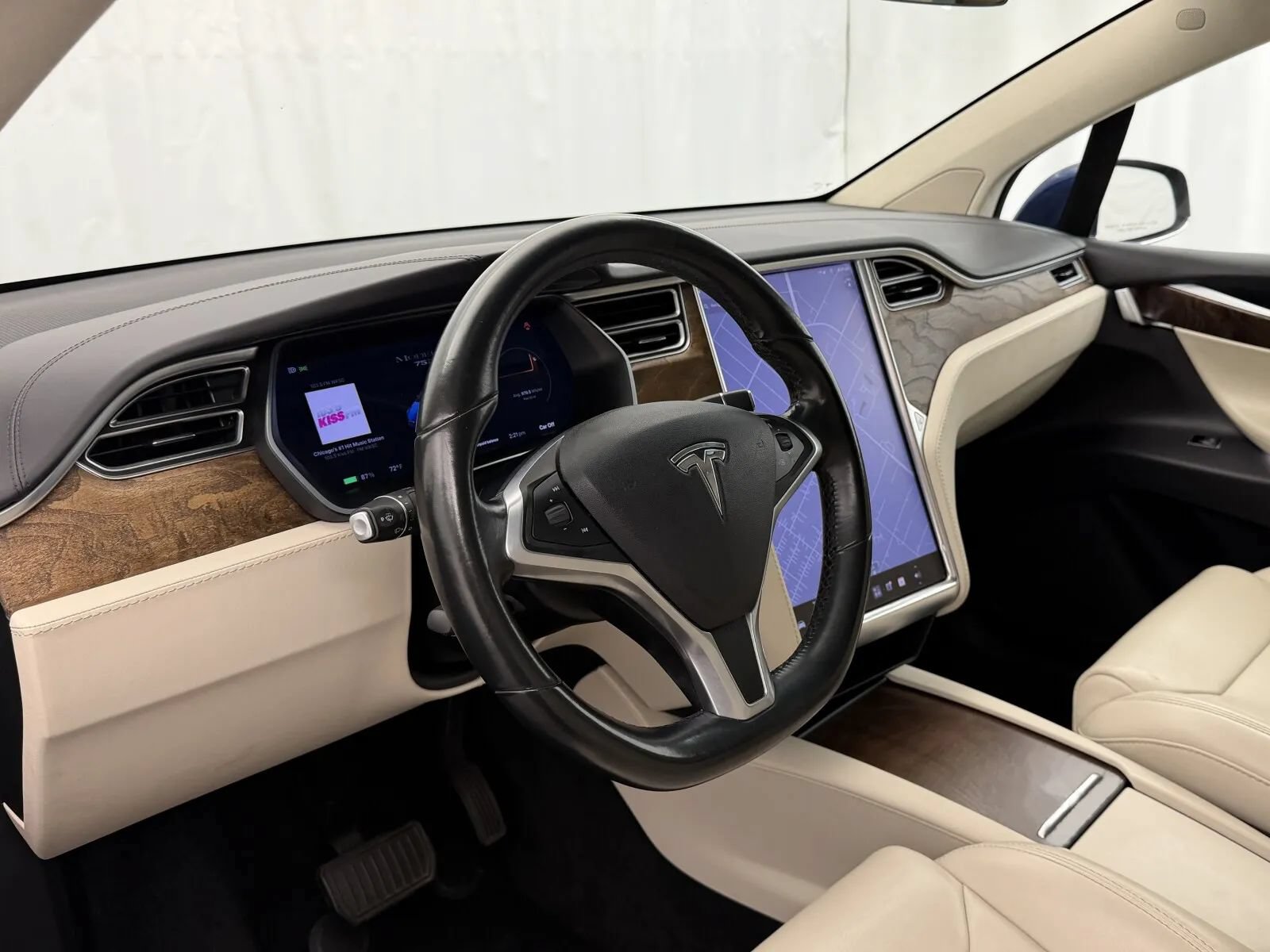 Used 2018 Tesla Model X 75D AWD/4WD image 10