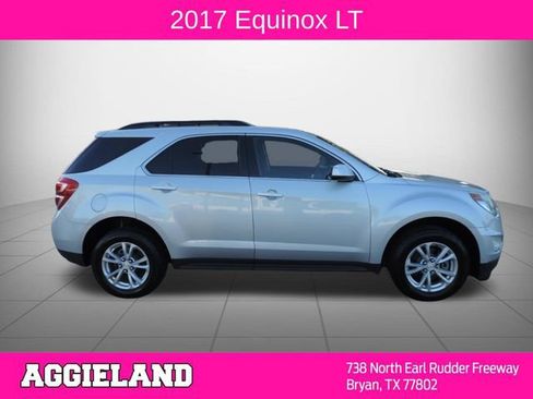 Used 2017 Chevrolet Equinox LT w/ Convenience Package FWD image 2