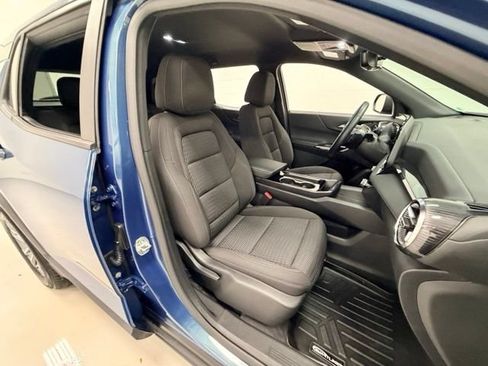 Certified 2025 Chevrolet Equinox LT w/ Safety and Technology Package AWD/4WD image 25