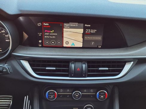 Used 2023 Alfa Romeo Stelvio Ti w/ Active Assist Plus Package image 23