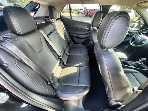 Used 2025 Buick Encore GX Preferred w/ Comfort Package FWD image 26
