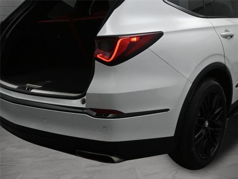 Certified 2025 Acura MDX A-Spec image 12