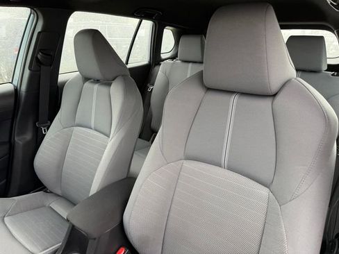 Used 2025 Toyota Corolla Cross AWD Hybrid image 12